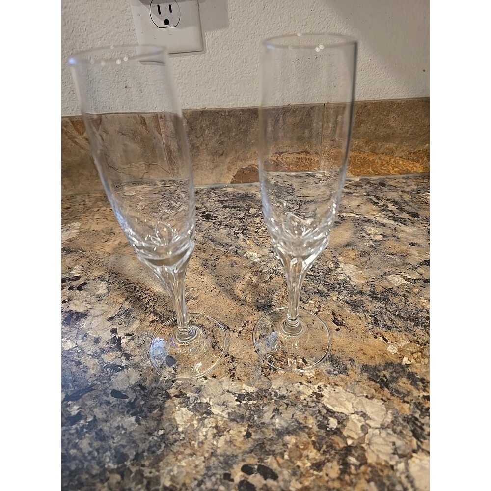 Pair of Mikasa Flame D'Amour Crystal Champagne Flutes